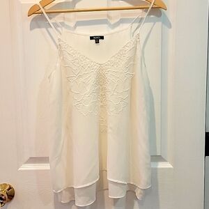 XOXO white camisole, Size L